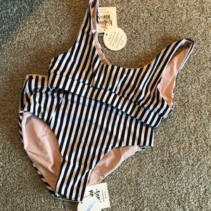 Bikini set!